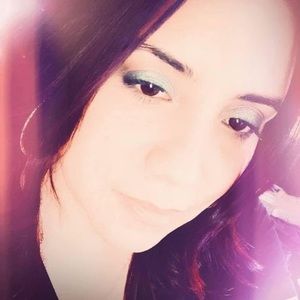 Meet your Posher, Julissa